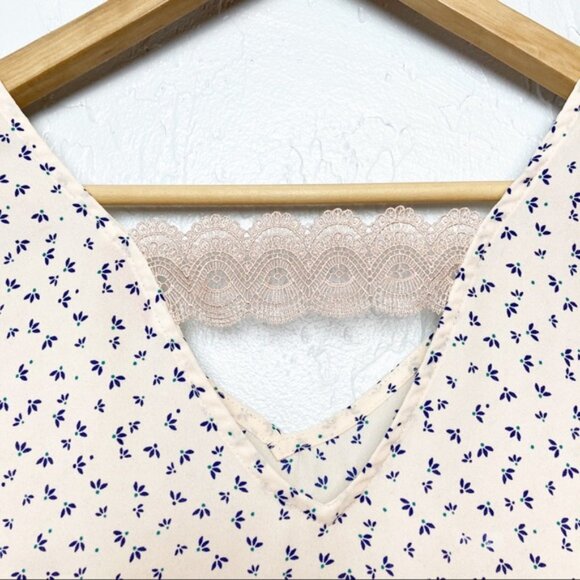 Camaieu floral Print Blush pink Blouse sleeveless - Picture 5 of 5